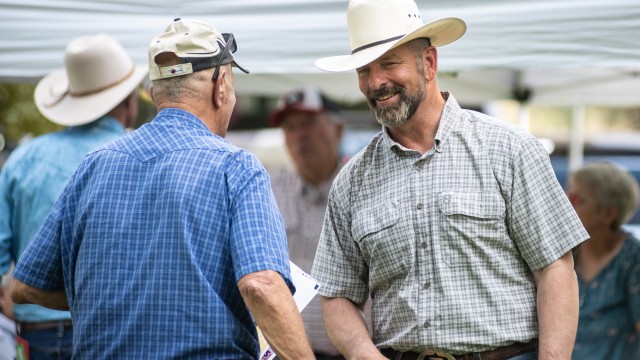 Running for governor, Eric Barlow speaks with constituents at the Politics of Public Land meeting in Shell Sunday, Aug. 9. Avery Howe